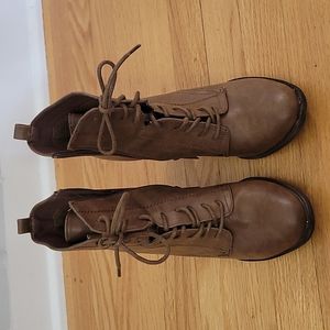 Breckelle's Brown Leather Booties